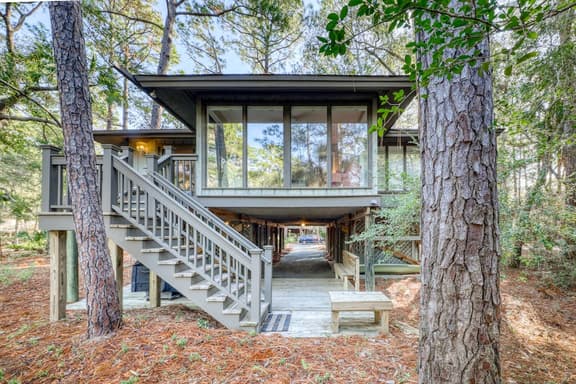 Cottage w/ On-Site Golf, Shared Pool, & Beautiful Inlet Views - Near the Beach