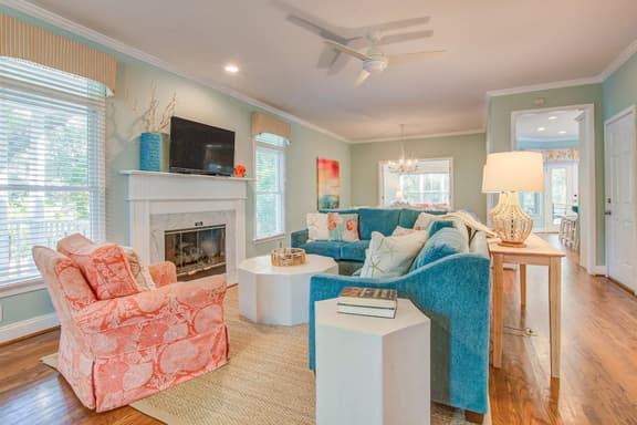 Elegant home on the boardwalk with 2 balconies & shared pools - walk to beach