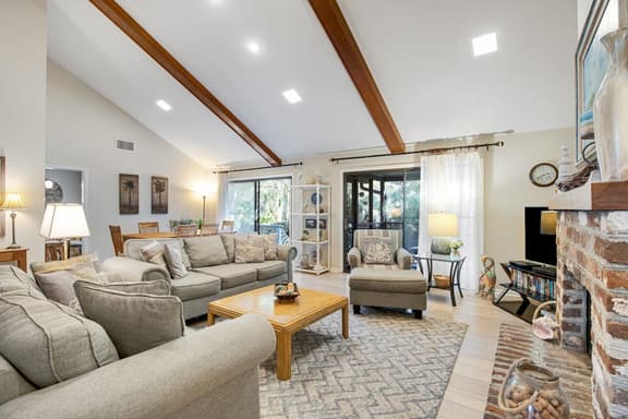 Shaded Lakeview Home with Deck & Screened Porch - Near Beach, Dogs OK
